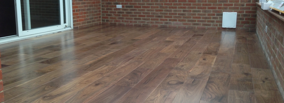 wood flooring banner